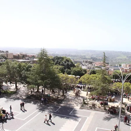 Bed & Breakfast La Finestra Sulla Valle 4*