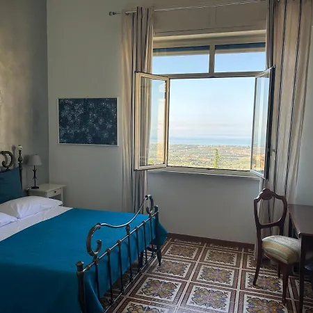 La Finestra Sulla Valle Oda ve Kahvaltı Agrigento