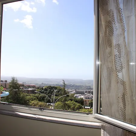 Bed & Breakfast La Finestra Sulla Valle 4*