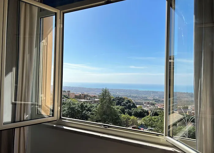 La Finestra Sulla Valle Oda ve Kahvaltı